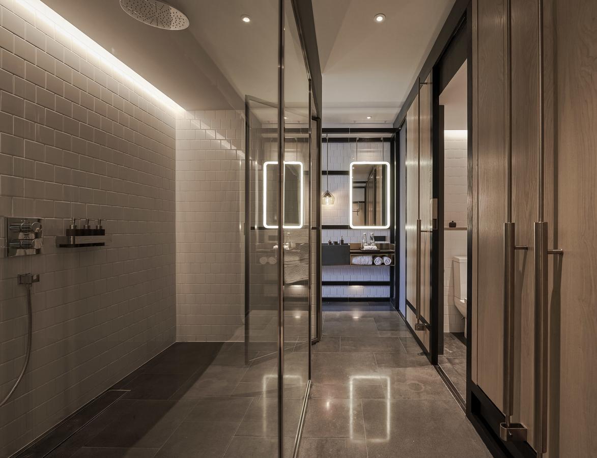 Hotel Alila Bangsar Kuala Lumpur Exterior foto The changing rooms at the London Aquatics Centre
