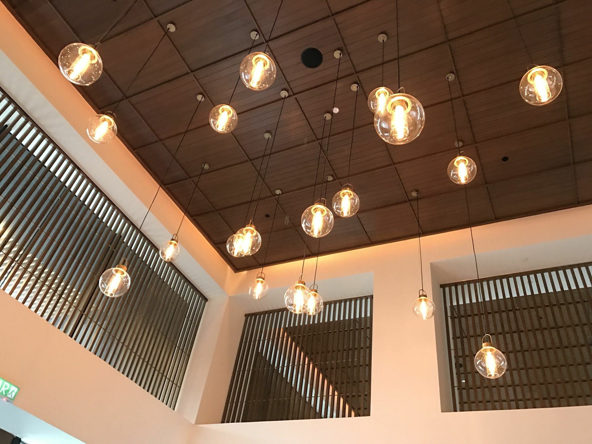 Hotel Alila Bangsar Kuala Lumpur Exterior foto Ceiling of the library